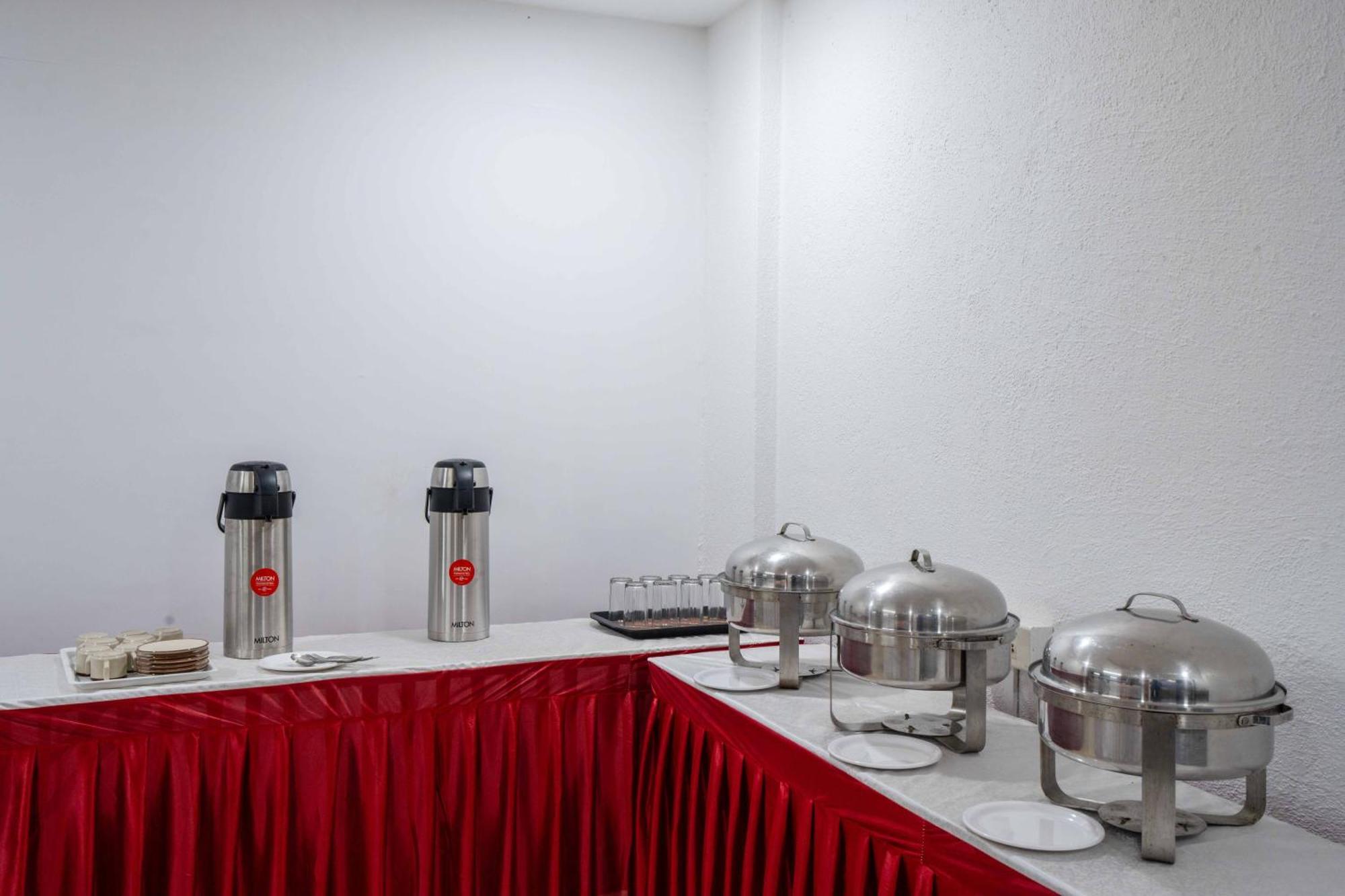 Treebo Royal Comfort Atithi Pune Ngoại thất bức ảnh