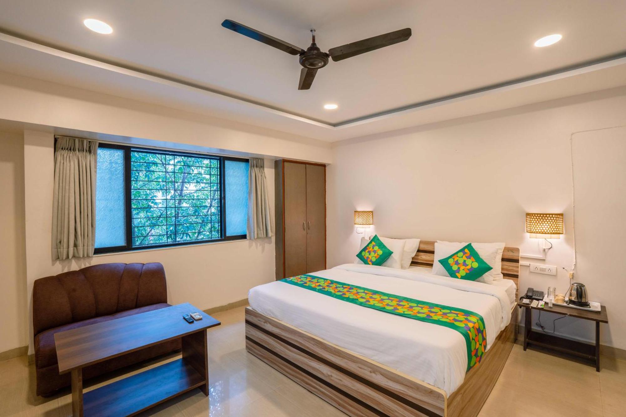 Treebo Royal Comfort Atithi Pune Ngoại thất bức ảnh