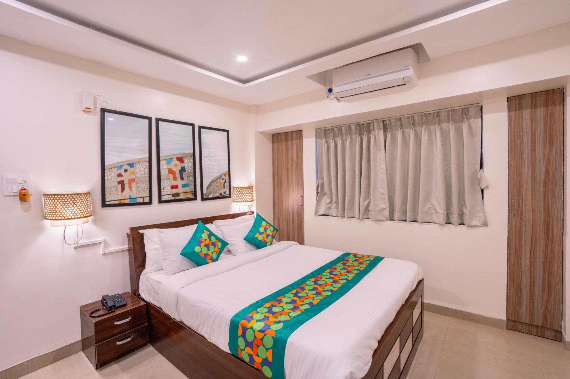 Treebo Royal Comfort Atithi Pune Ngoại thất bức ảnh